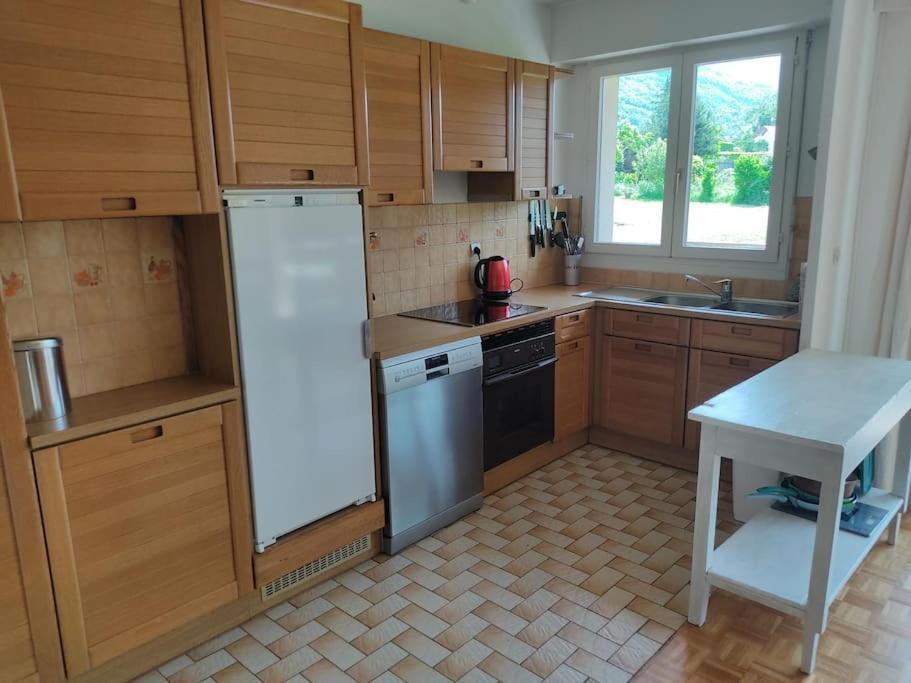 Bel Appartement Au Calme A 5 Minutes Du Village Menthon-Saint-Bernard Εξωτερικό φωτογραφία