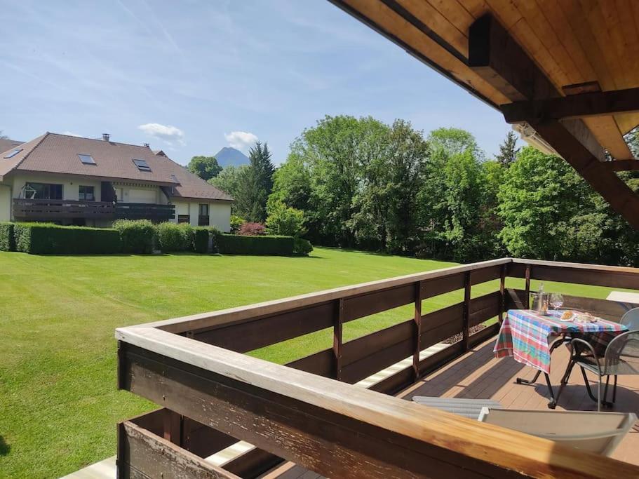 Bel Appartement Au Calme A 5 Minutes Du Village Menthon-Saint-Bernard Εξωτερικό φωτογραφία